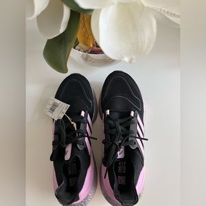 Adidas Ultraboost 22 Running Shoes